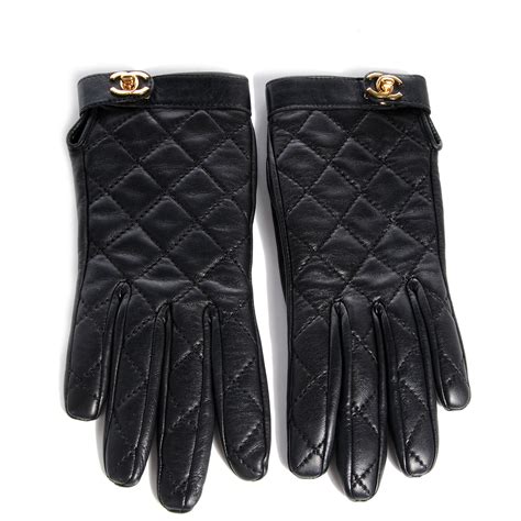 chanel quilted gloves